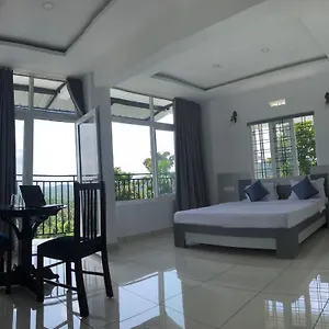 https://raveendra-inn.kerala-hotels.net